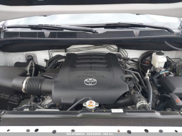 5TFDY5F17MX029063 Toyota Tundra Sr5