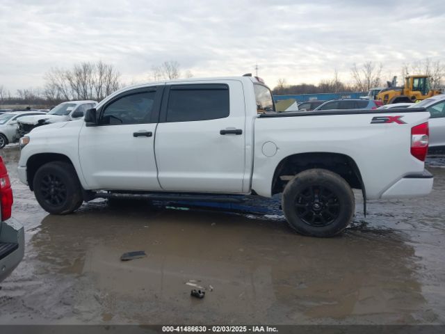 5TFDY5F17MX029063 Toyota Tundra Sr5