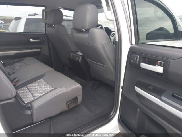 5TFDY5F17MX029063 Toyota Tundra Sr5