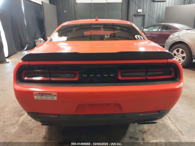 2C3CDZBT5KH587439 Dodge Challenger R/t