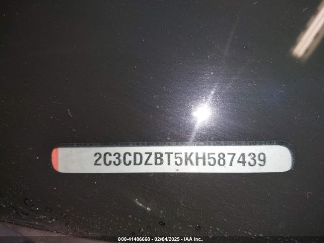 2C3CDZBT5KH587439 Dodge Challenger R/t