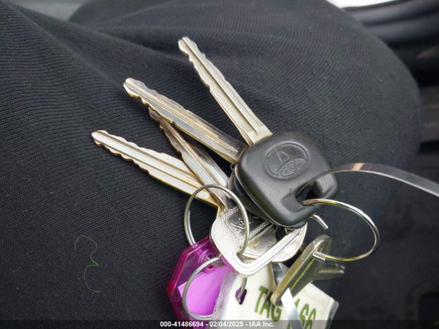 2004 TOYOTA CAMRY 4T1BE32K34U881183 Photo 10