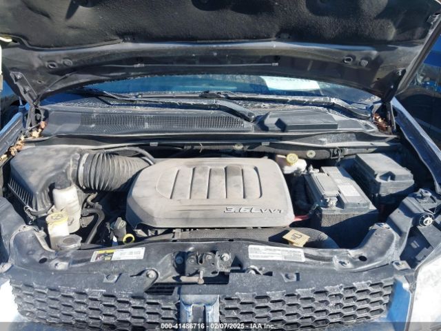 2C4RDGCG3GR352082 Dodge Grand Caravan Sxt