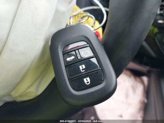 1HGCY2F85SA002016 Honda Accord Hybrid Touring