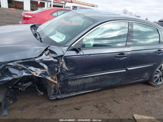 1HGCY2F85SA002016 Honda Accord Hybrid Touring