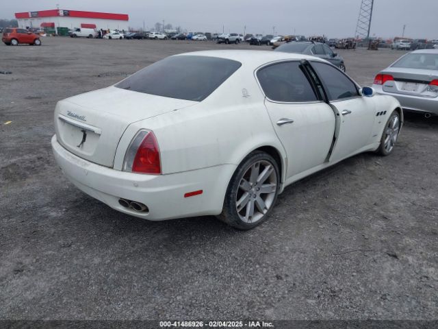 2008 MASERATI QUATTROPORTE ZAMFE39A980033482 Photo 3