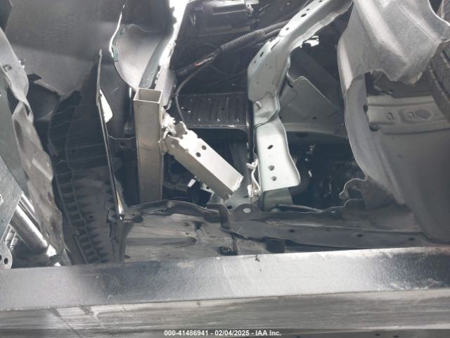 JTDKAMFU9N3186859 Toyota Prius L