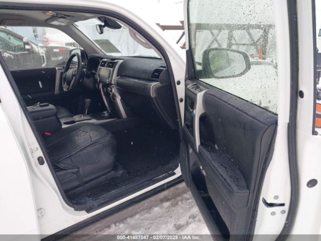 JTEMU5JR2P6113810 Toyota 4RUNNER SR5