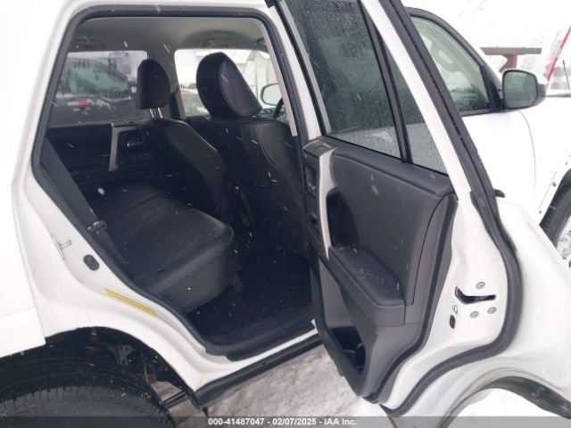 JTEMU5JR2P6113810 Toyota 4RUNNER SR5