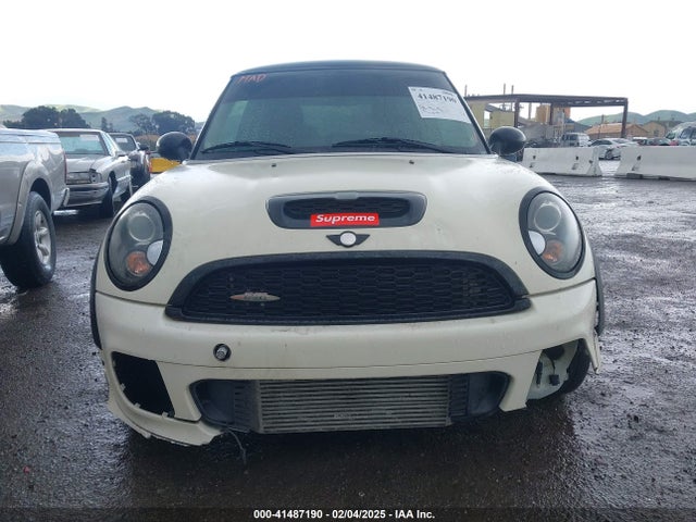 2011 MINI COOPER S WMWSV3C54BTY24925 Photo 5