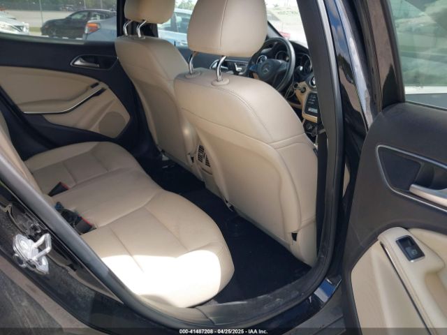 WDCTG4EB1LU024597 Mercedes-Benz GLA 250