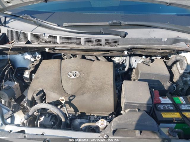 5TDYZ3DC6LS058114 Toyota SIENNA XLE
