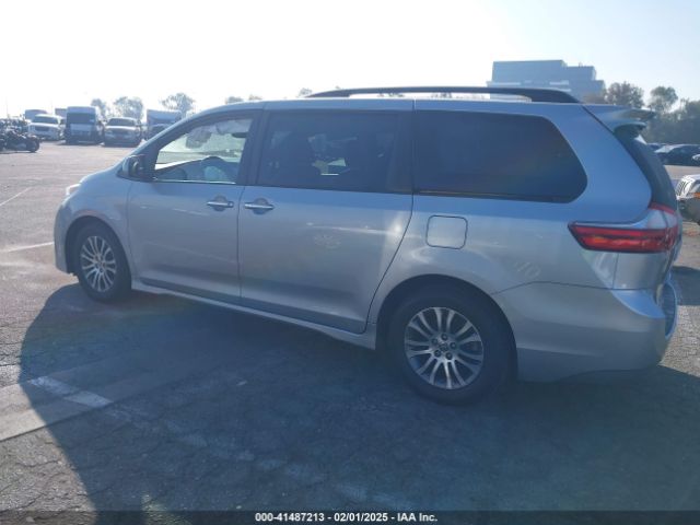 5TDYZ3DC6LS058114 Toyota SIENNA XLE