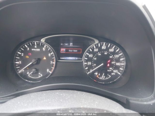 5N1DR2MM4JC631927 Nissan Pathfinder Sl