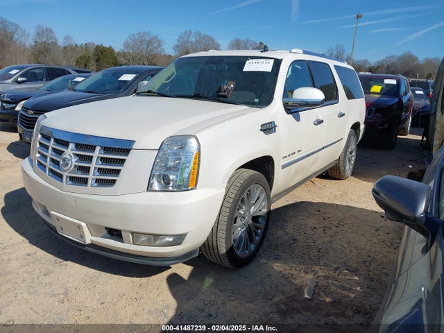 2011 CADILLAC ESCALADE ESV 1GYS4JEF1BR154922 Photo 1