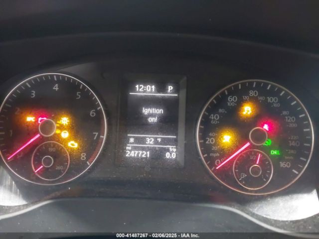 3VW4T7AJ1EM258540 Volkswagen Jetta Gli Edition 30 W/nav
