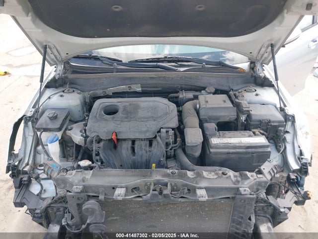 5XXGT4L35JG186993 KIA Optima Lx