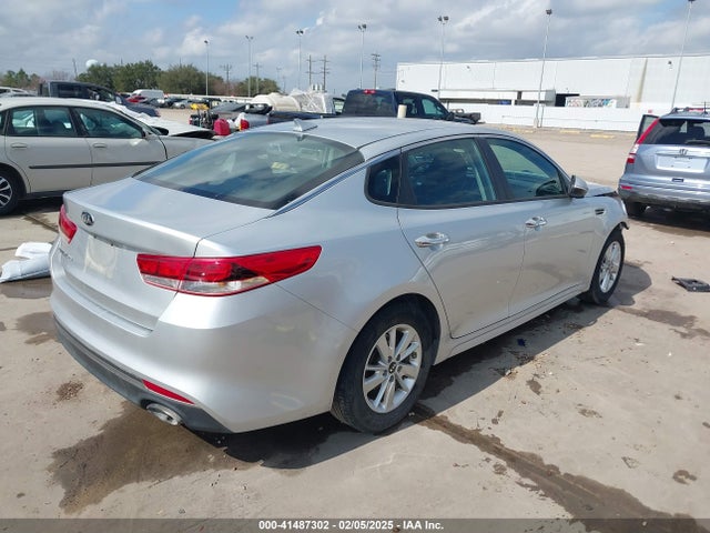 5XXGT4L35JG186993 KIA Optima Lx