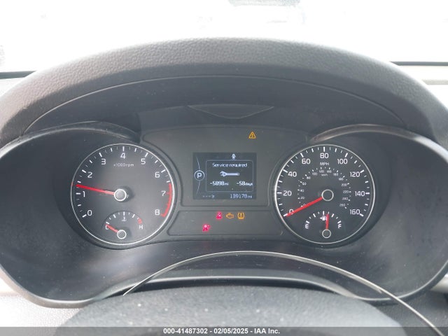 5XXGT4L35JG186993 KIA Optima Lx