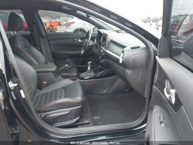 3KPF44AC1PE677400 KIA Forte Gt Manual