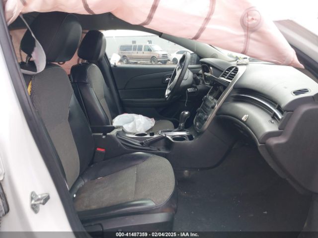 1G11D5SL4FU142116 Chevrolet MALIBU 2LT