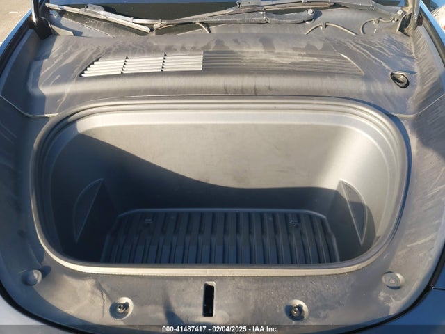 2021 TESLA MODEL Y 5YJYGDEF2MF209749 Photo 9