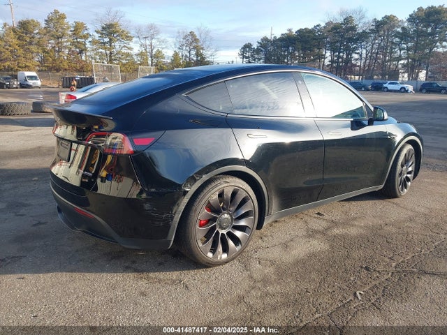 2021 TESLA MODEL Y 5YJYGDEF2MF209749 Photo 3