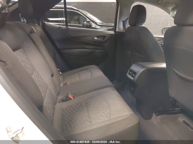 Chevrolet EQUINOX LT 2018 3GNAXJEV0JS648062 Image 8