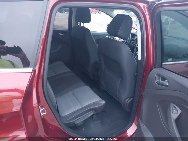 1FMCU0GXXEUE51422 Ford ESCAPE SE
