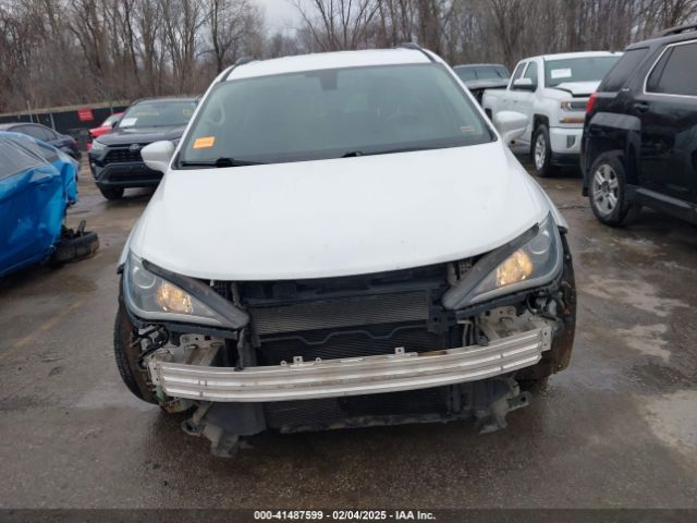 2C4RC1BG4HR583463 Chrysler Pacifica Touring-l