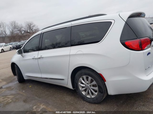 2C4RC1BG4HR583463 Chrysler Pacifica Touring-l