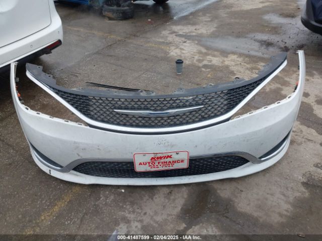 2C4RC1BG4HR583463 Chrysler Pacifica Touring-l
