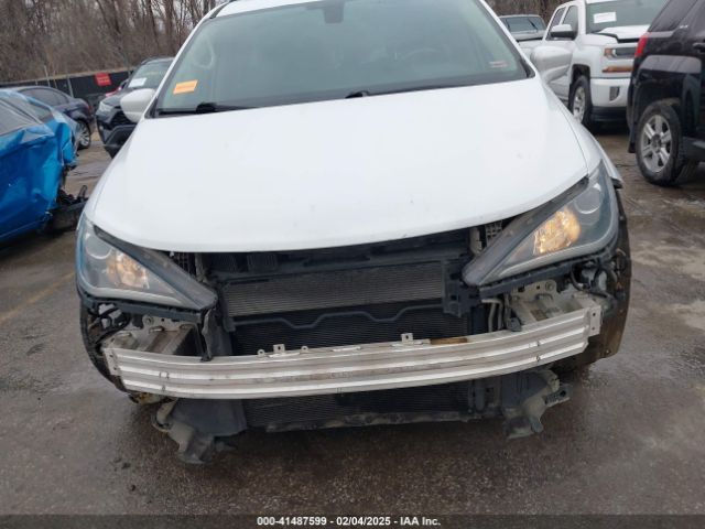 2C4RC1BG4HR583463 Chrysler Pacifica Touring-l