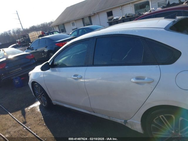 3KPF44ACXPE644993 KIA FORTE GT