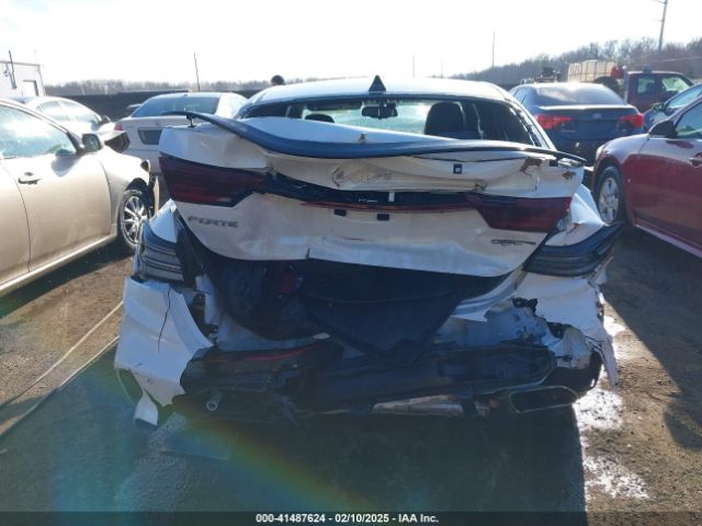 3KPF44ACXPE644993 KIA FORTE GT