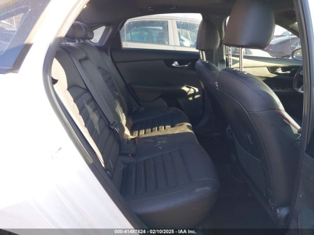 3KPF44ACXPE644993 KIA FORTE GT