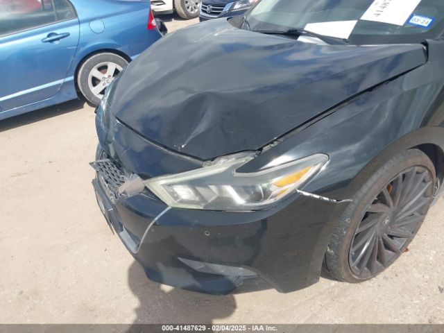 1N4AA6AP0HC374284 Nissan Maxima 3.5 Platinum