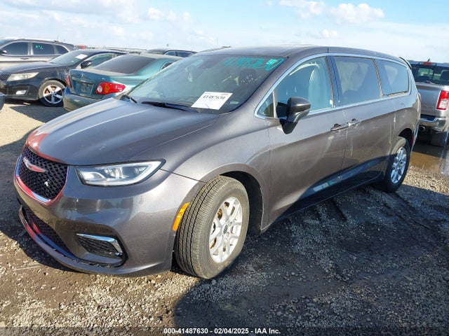 Chrysler Pacifica Touring L 2023 2C4RC1BGXPR546769 Image 2