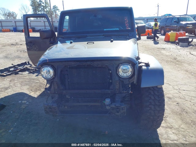 1C4BJWDG6JL867354 Jeep Wrangler Jk Unlimited Freedom Edition 4x4