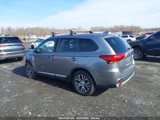 Mitsubishi Outlander Es 2018 JA4AD2A33JZ017282 Image 14