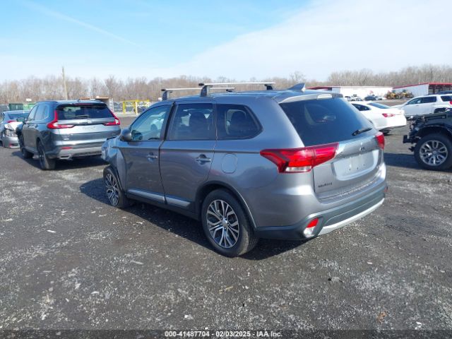 2018 MITSUBISHI OUTLANDER JA4AD2A33JZ017282 Photo 2