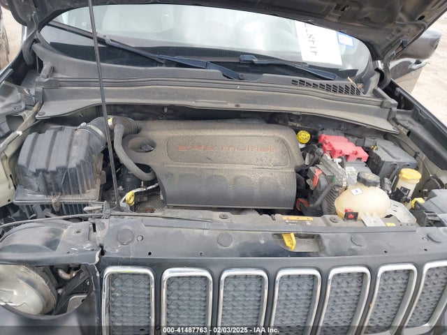 ZACNJABB6LPL62935 Jeep Renegade Latitude Fwd