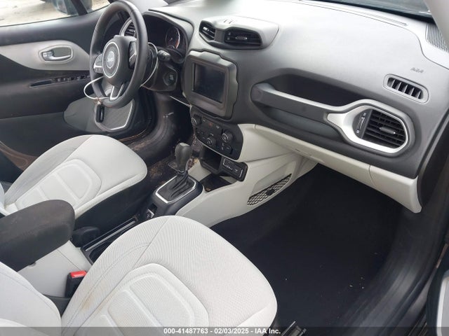 ZACNJABB6LPL62935 Jeep Renegade Latitude Fwd