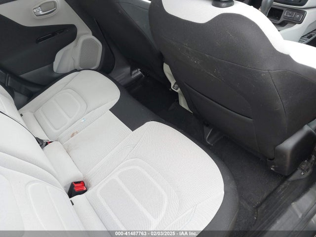 ZACNJABB6LPL62935 Jeep Renegade Latitude Fwd