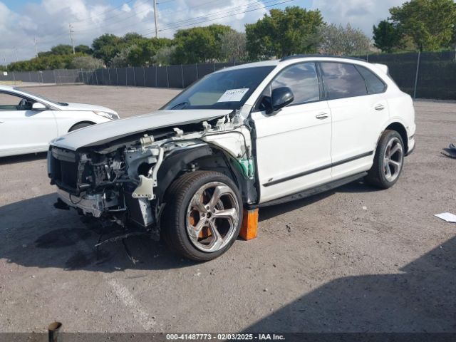 2022 BENTLEY BENTAYGA SJAAM2ZV2NC013035 Photo 1