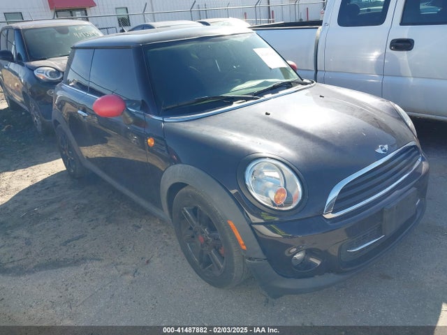 2013 MINI HARDTOP WMWSU3C55DT375437 Photo 0
