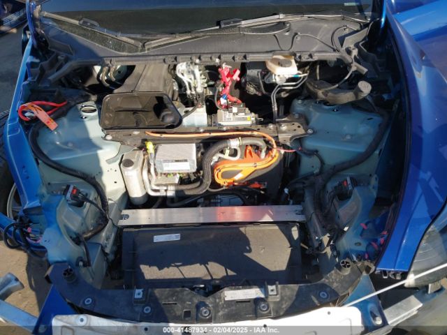 2024 TESLA MODEL Y 7SAYGDEE2RA242815 Photo 9