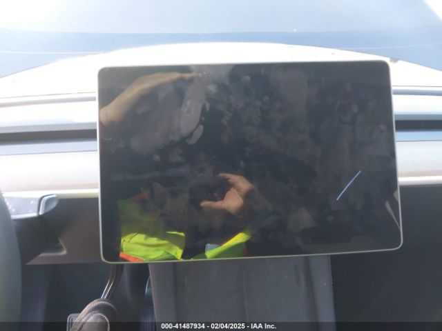 2024 TESLA MODEL Y 7SAYGDEE2RA242815 Photo 6