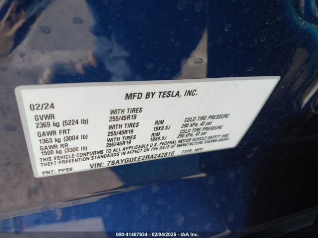 2024 TESLA MODEL Y 7SAYGDEE2RA242815 Photo 8