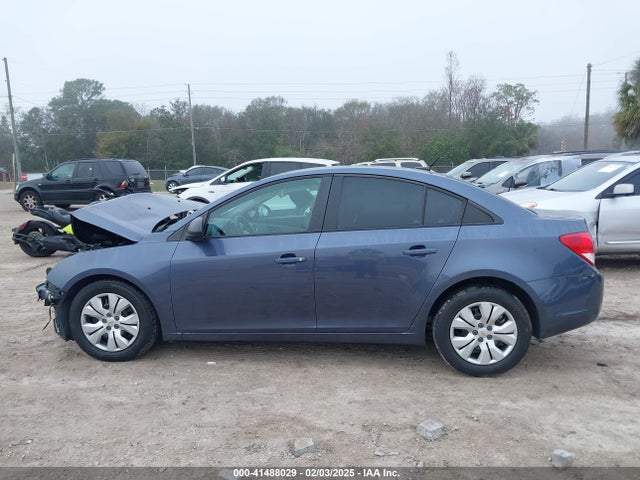 1G1PA5SHXE7346012 Chevrolet Cruze Ls Auto